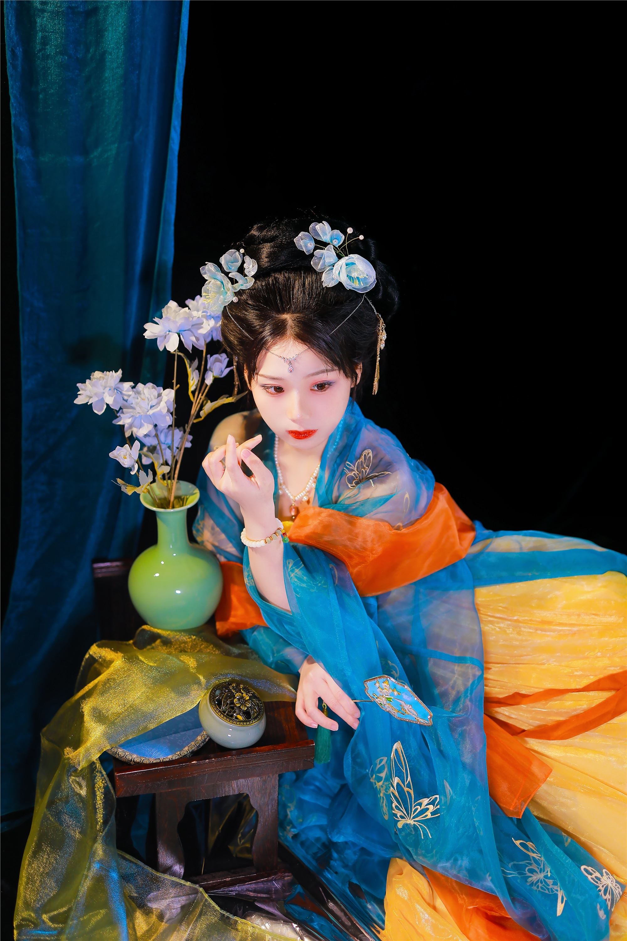 YITUYU艺图语 2025.01.28 虞美人 周周Ay